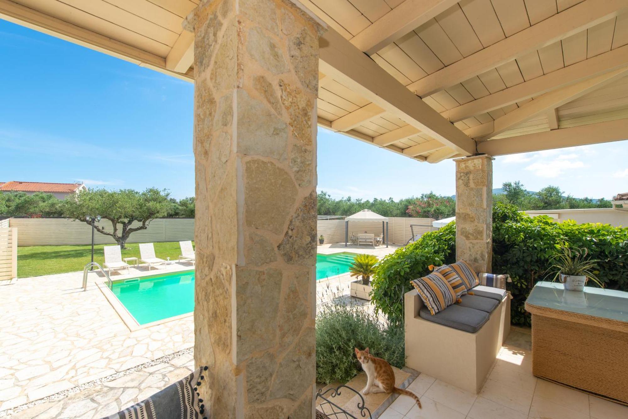 Eleni'S Family Villa Laganas Exterior photo