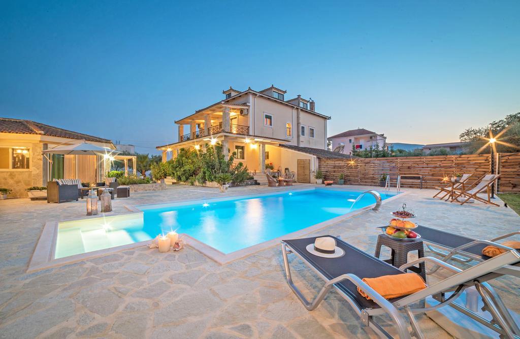 Eleni'S Family Villa Laganas Exterior photo